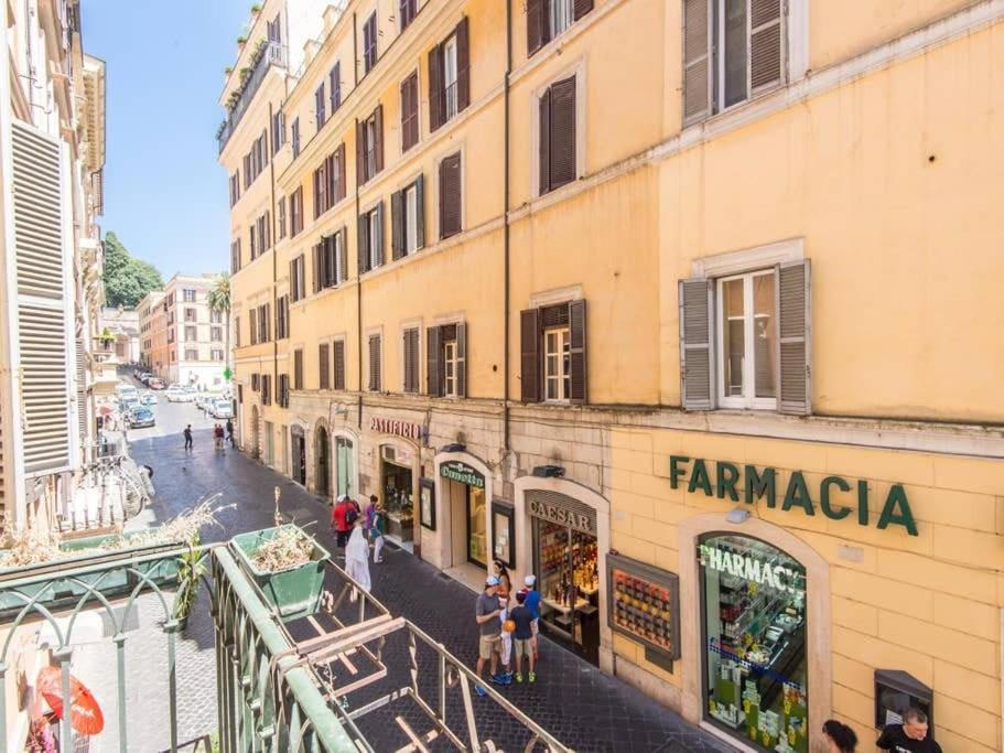 Luxury Spanish Steps Apartment