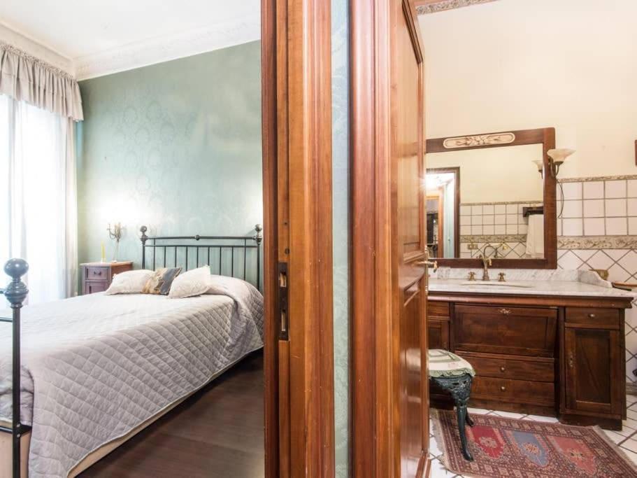 Luxury Spanish Steps Apartment Rome