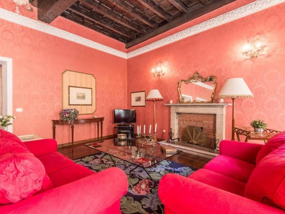 Luxury Spanish Steps